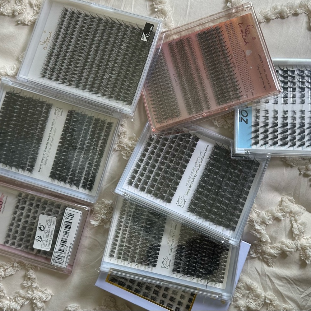 Assorted Individual Eyelash Extension Trays - Black